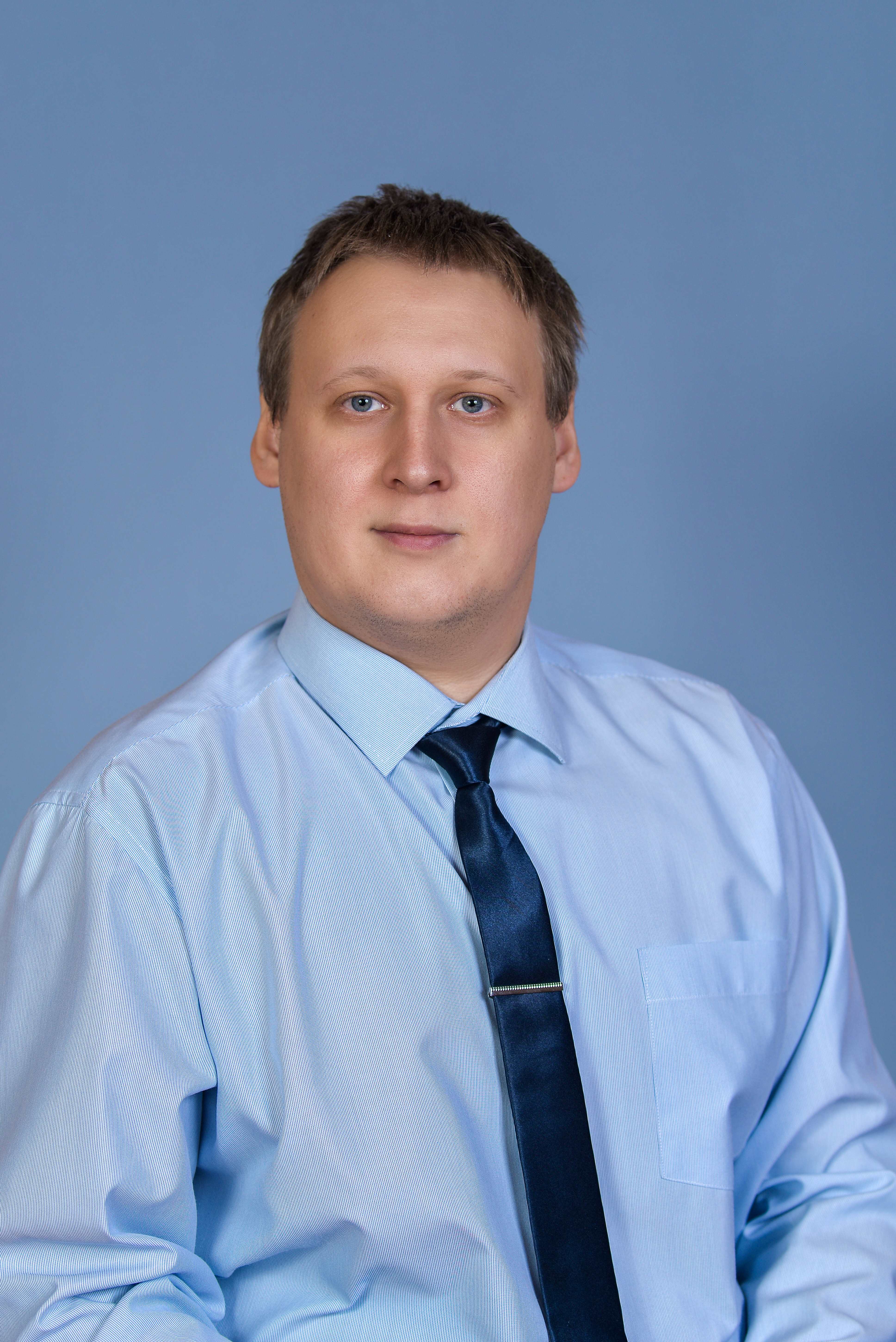 Безрукавников Юрий Сергеевич.